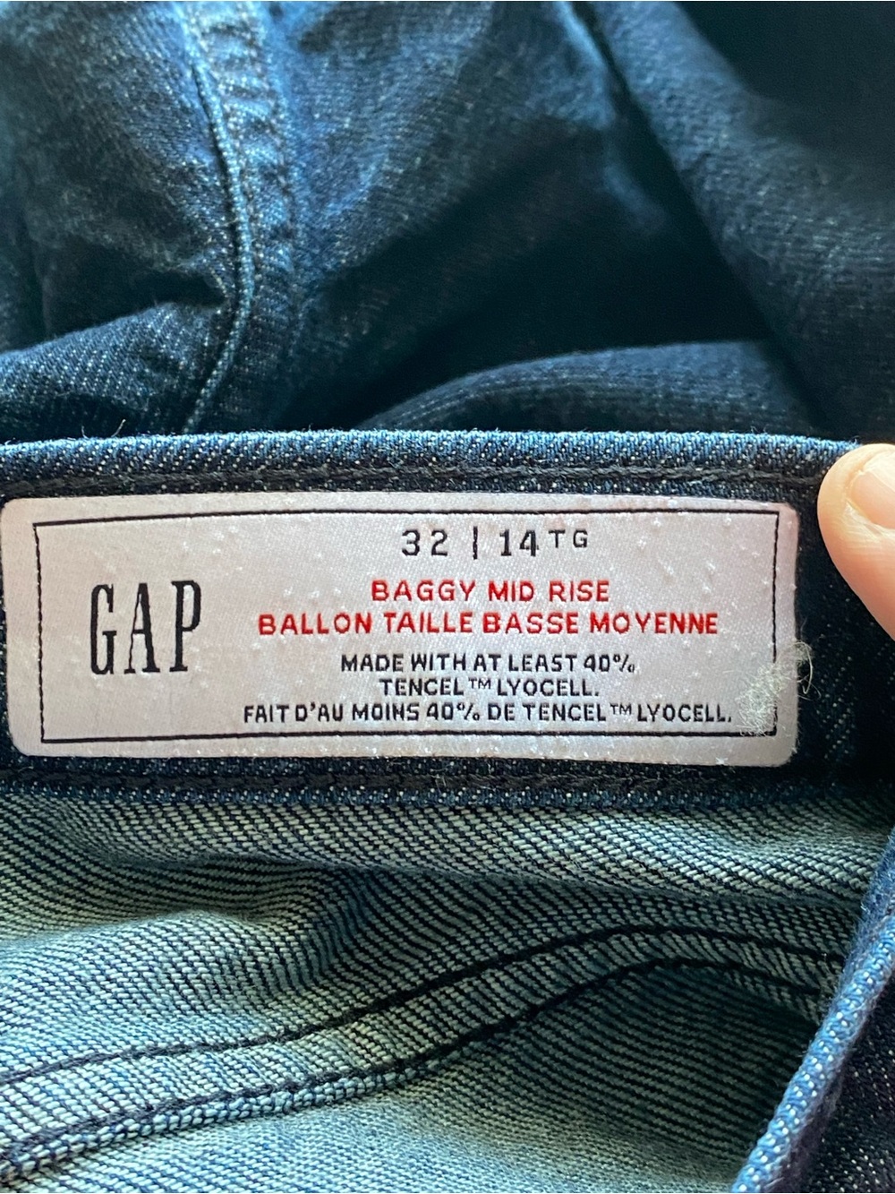 GAP Mid Rise Ultra Soft Baggy Jeans Woman 32/14 TALL Blue Lyocell Slouchy 2024 - Picture 8 of 16